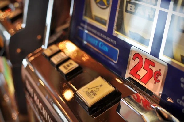 imbasslot app showing Sic Bo live dealer table with betting interface